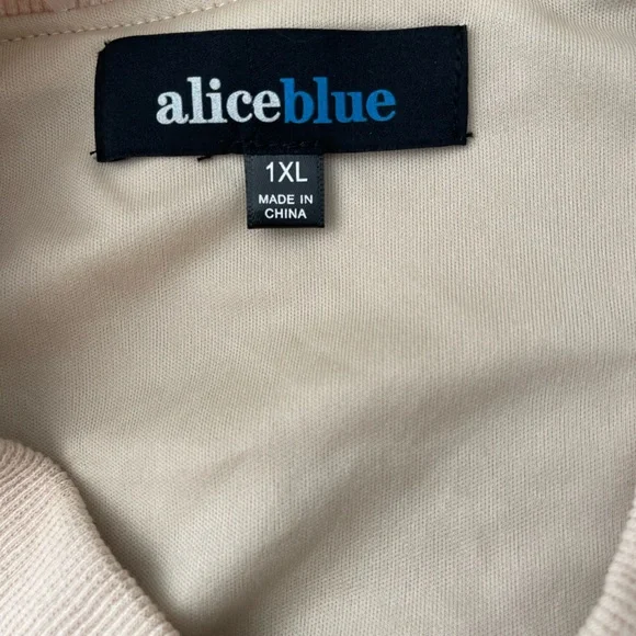 Alice blue light jacket - Picture 3 of 3